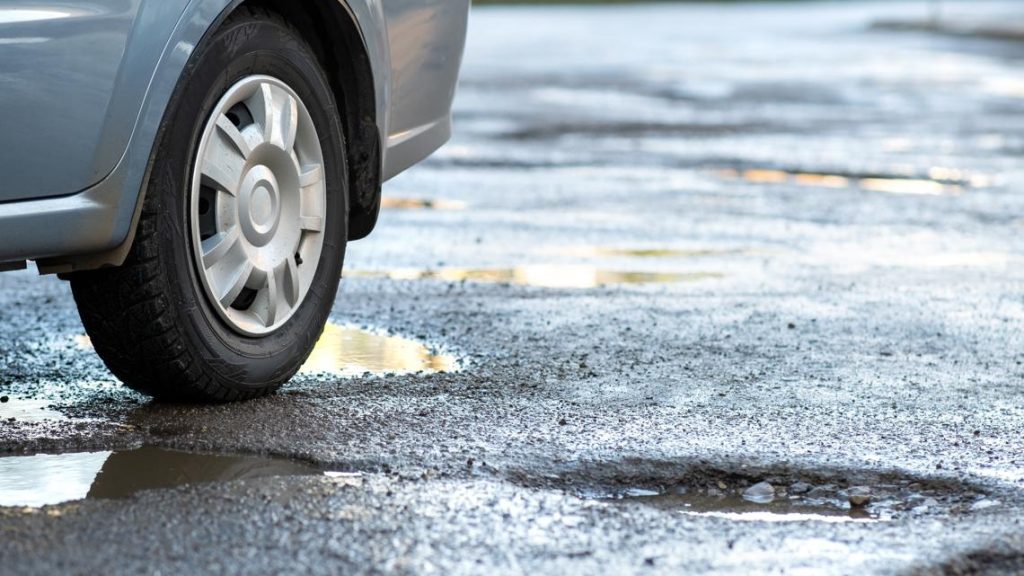Navigating Potholes Safely: Protecting Your Car’s Tires from Damage